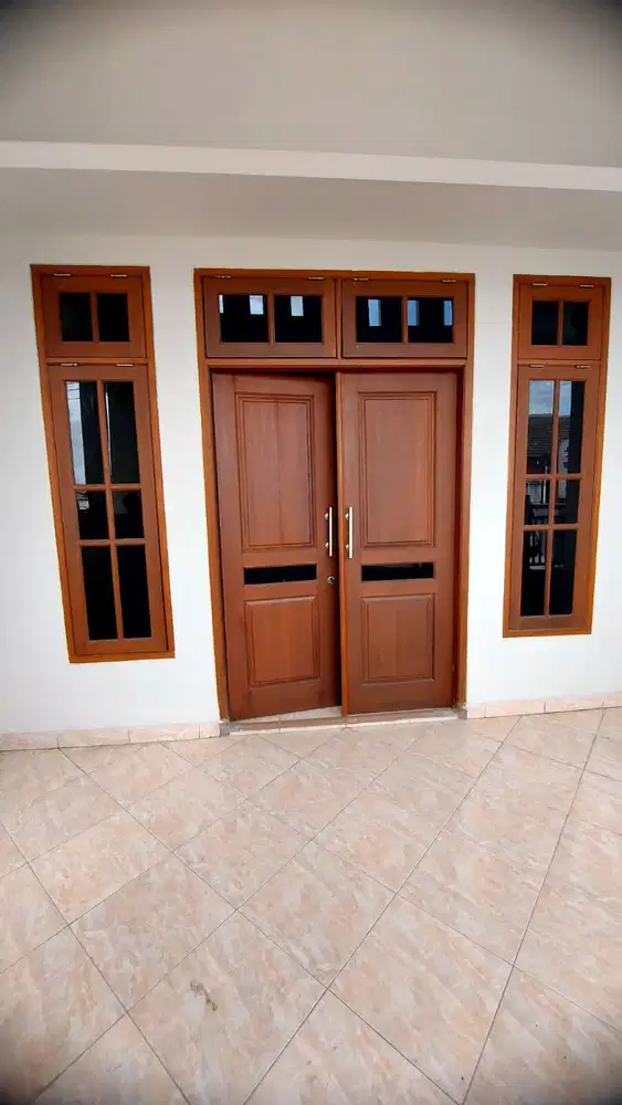 Rumah Usaha di Sidosermo