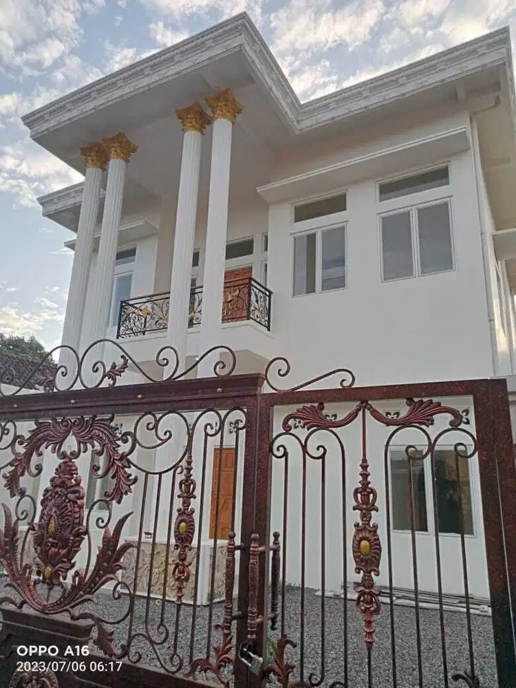 Dijual Rumah baru siap pakai di Kadipiro Banjarsari Solo