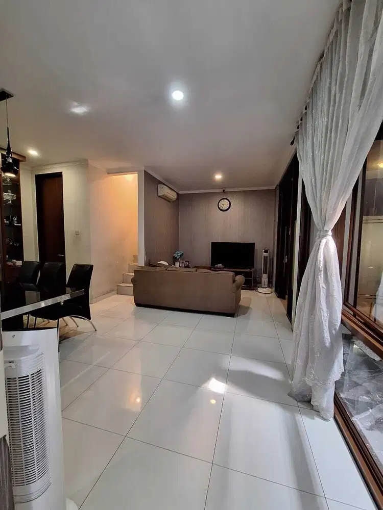 Rumah Bagus Di Discovery Lumina Bintaro Jaya Sektor 9