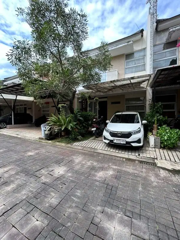 Rumah Cakep Minimalis 2 Lantai Sebelah Bintaro Plaza
