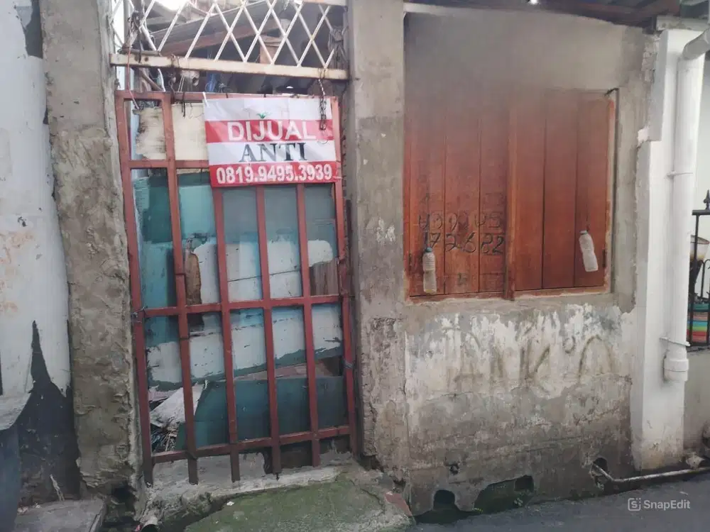 DIJUAL CEPAT RUMAH SECOND MURAH JAKARTA BARAT 900 JT NETT
