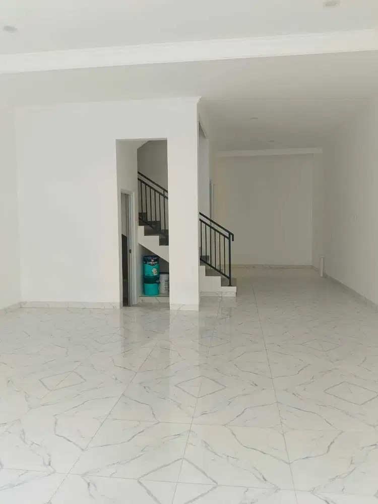 Rumah Minimalis Baru 3 Lantai