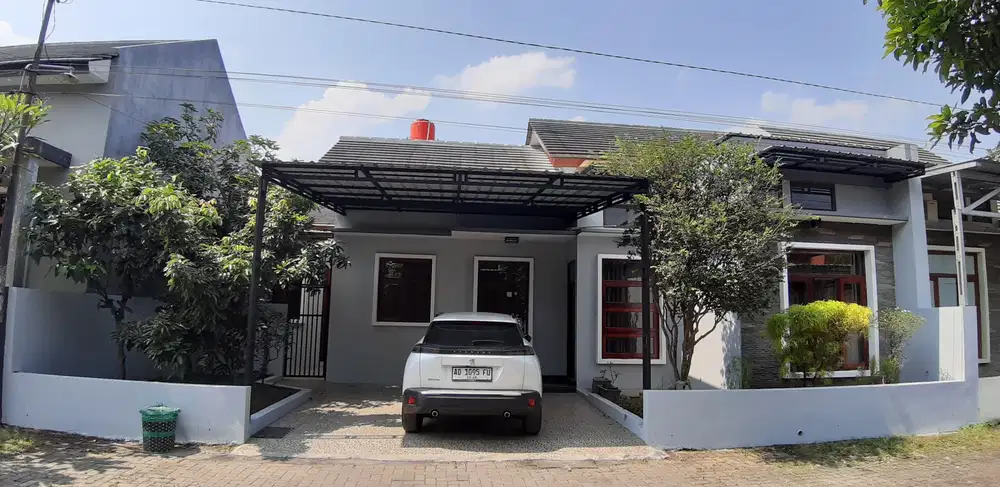 Rumah dijual di Perumahan Gumpang Kartasura cluster elit