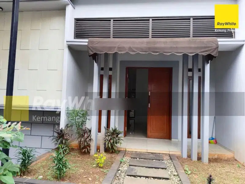Dijual Rumah strategis bebas banjir di Cassa 23 Jalan Lebak Bulus 3