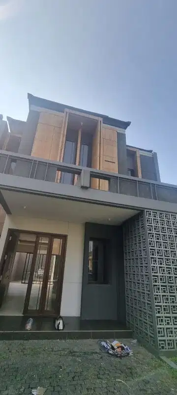 DIJUAL RUMAH SUTERA RENATA ALBA ALAM SUTERA