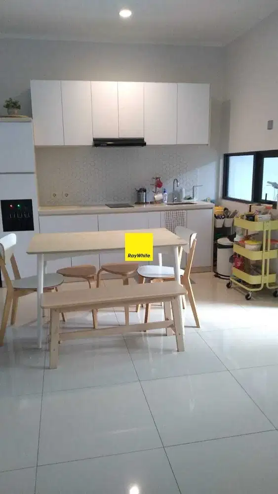 Rumah jual cepat di cluster premium bintaro