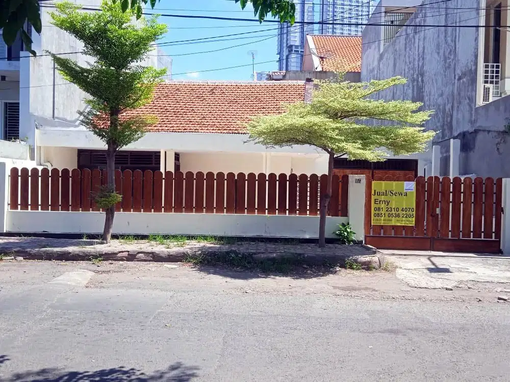 Rumah di Jemur Andayani