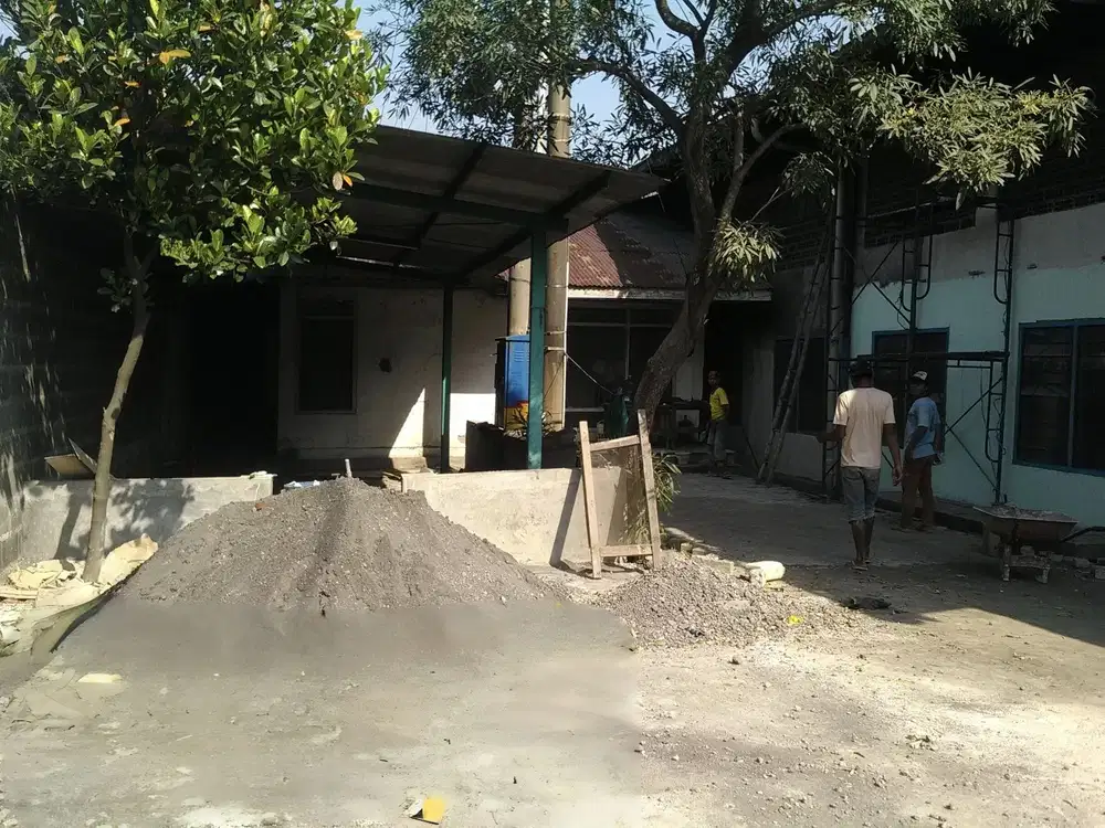 1954. Dijual Gudang Jl Ngelom Megare (Rolak) Sepanjang Taman Sidoarjo