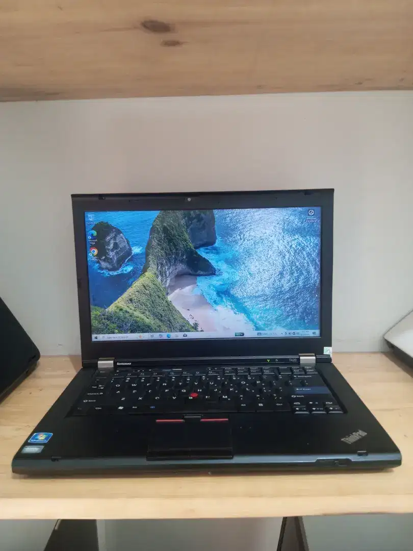Lenovo Thinkpad T420 Core i5 - 2520M DDR 8GB SSD 128GB 14 Batt 2 Jam