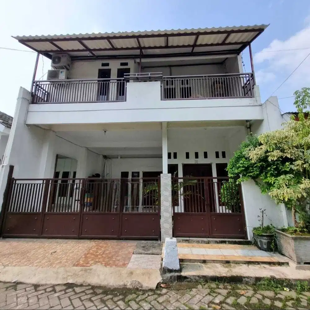Dijual Rumah Wiyung Furnish Pondok Maritim dkt Babatan Pratama Kebraon