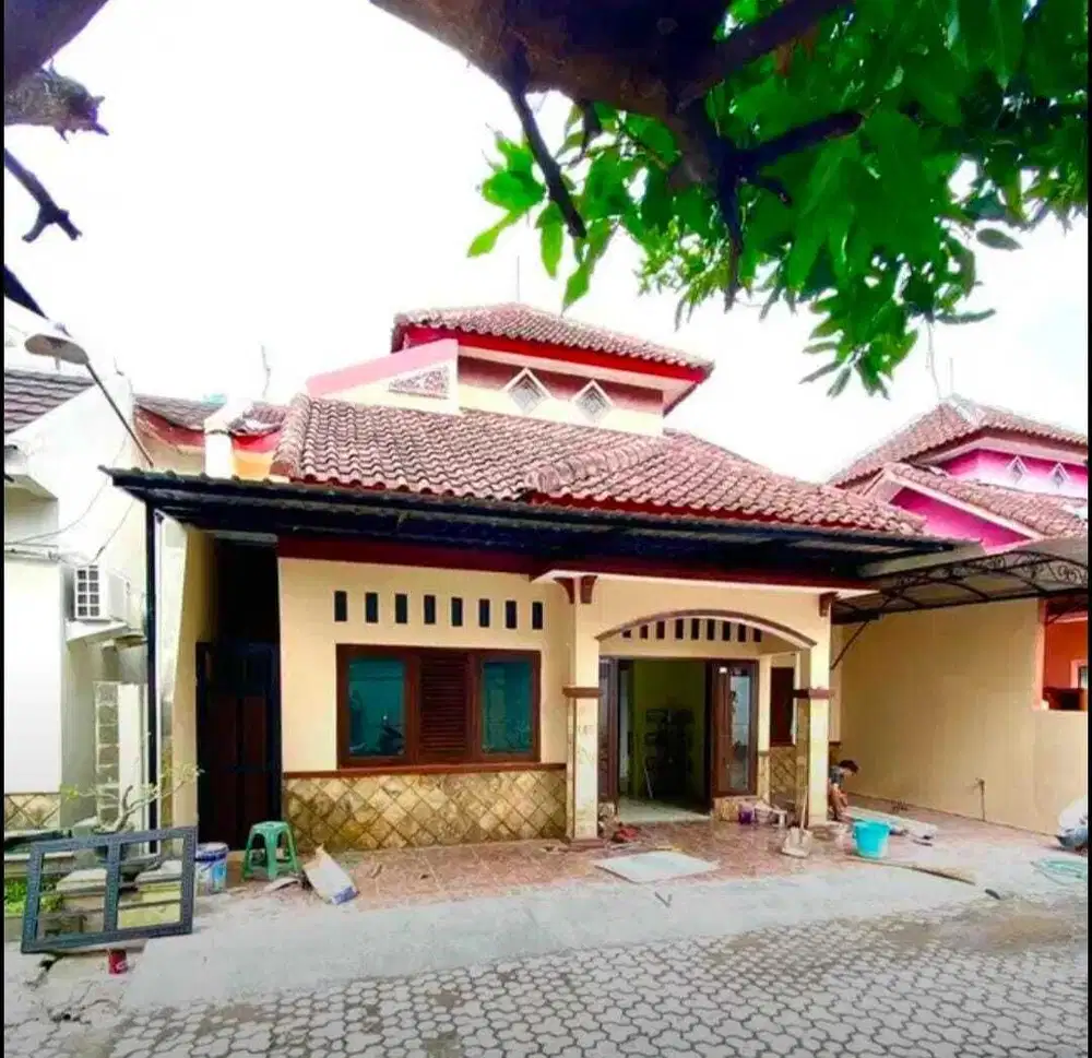 Rumah dijual di Perum Bintang Indah Gedongan Colomadu Solo