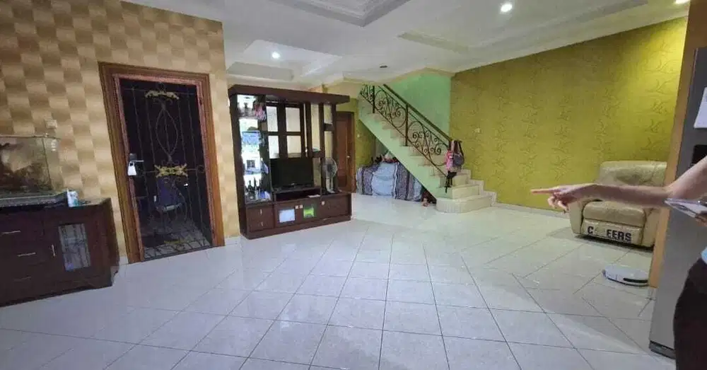 DIJUAL Cepat Rumah Minimalis Gading Pelangi di Jantung Kelapa Gading