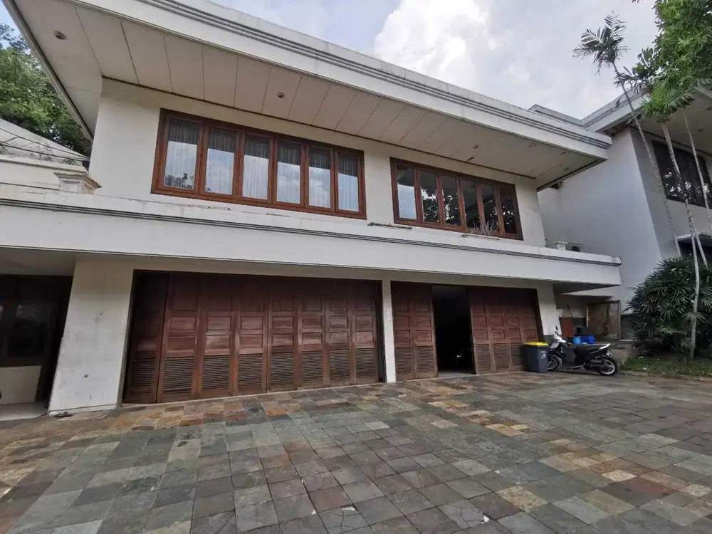 DIJUAL RUMAH MEWAH HOOK 2 LT DI TAMPAKSIRING - BGV KELAPA GADING JAKAR