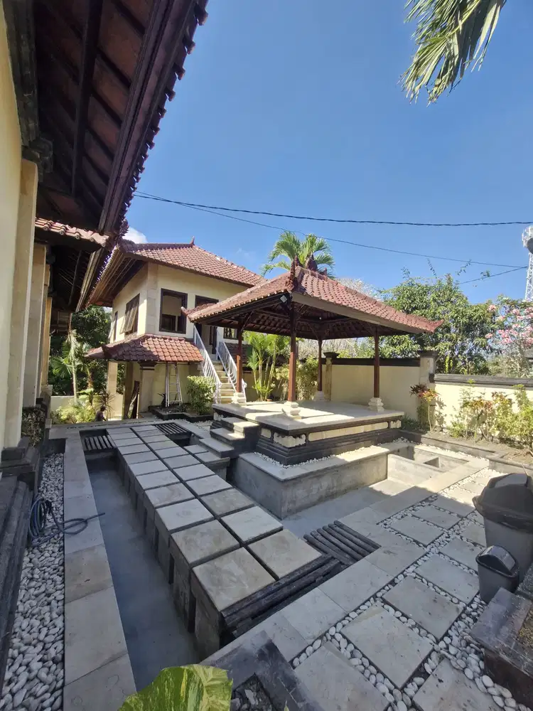 Dijual Villa Dekat Pantai Melasti, Ungasan