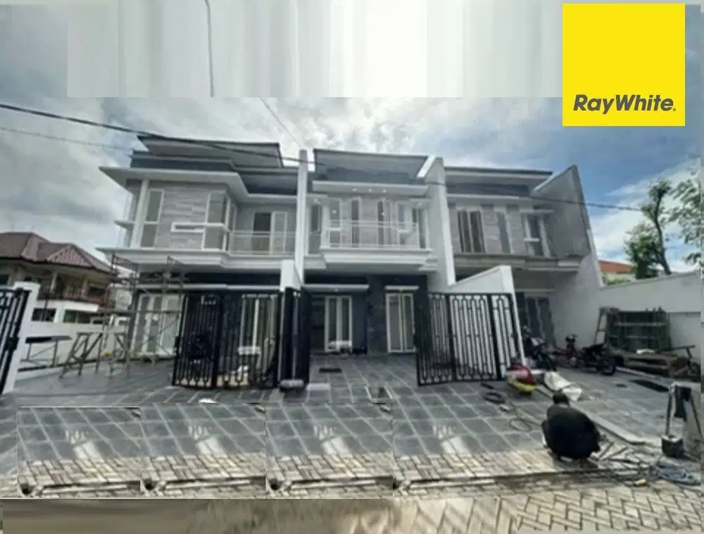 Dijual Rumah 2 lantai di Jemursari Selatan Surabaya