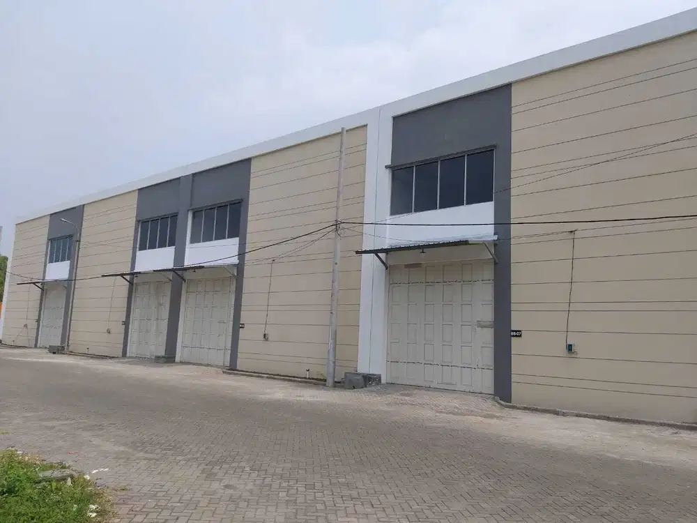 Dijual Gudang Industri Gresik lokasi nempel Surabaya