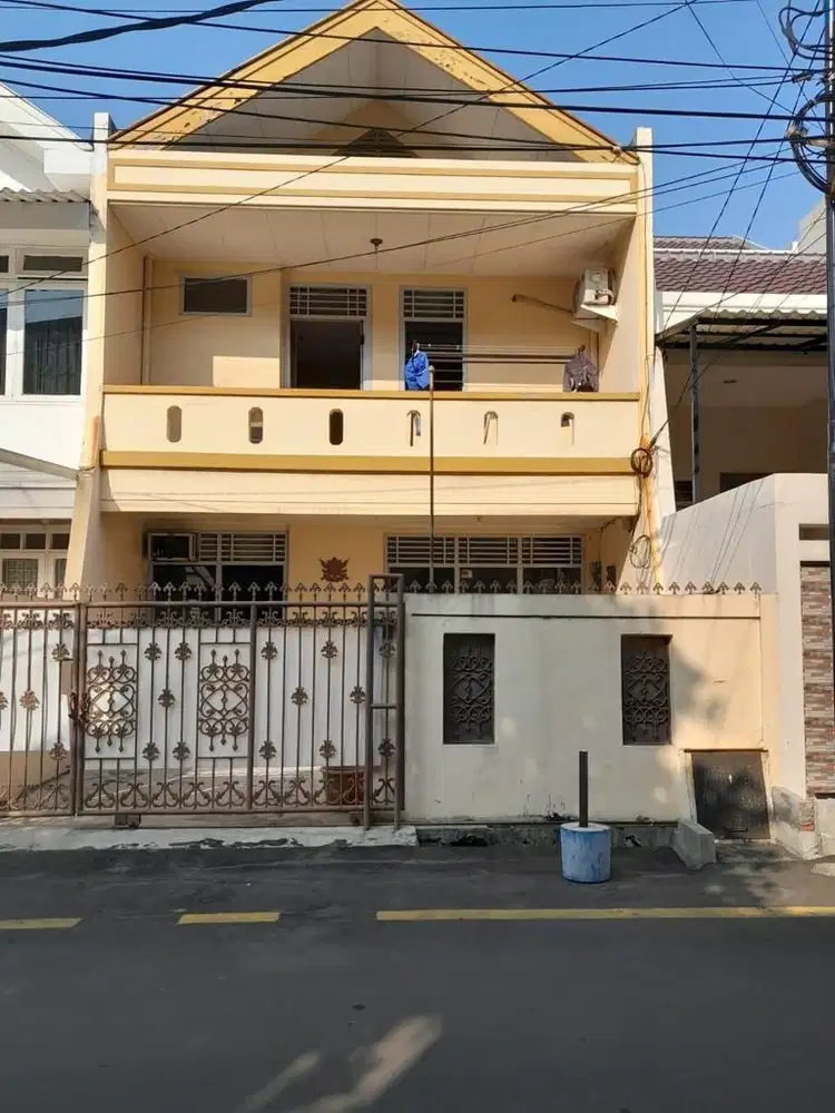 Dijual Rumah Janur Kuning – kelapa Gading, Jakut