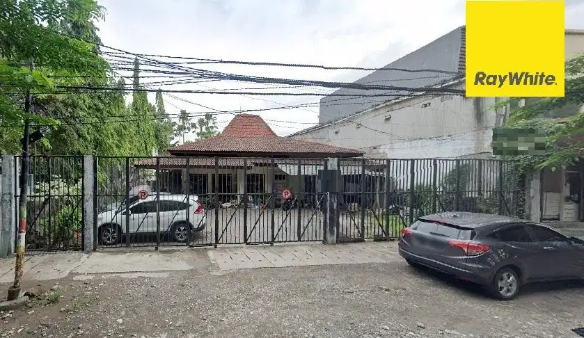 Dijual Rumah SHM di Nginden Semolo Surabaya