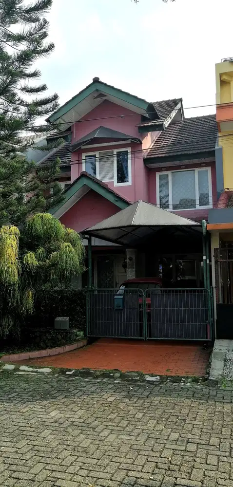 DIJUAL CEPAT RUMAH 2 LANTAI BUKIT RAYA BOGOR 1,3 M NEGO
