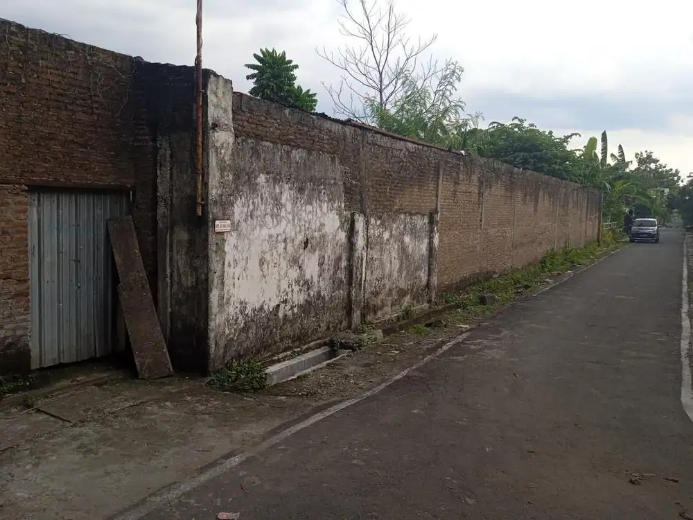 Tanah di Kwarasan Grogol dekat ke Tanjung anom Solo