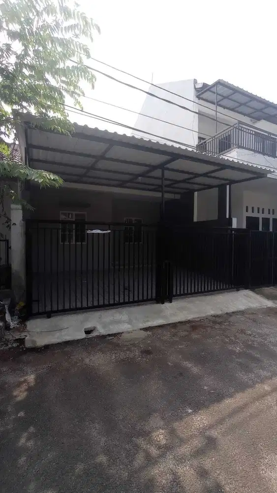 Rumah murah siap huni di Bsd Nusaloka Serpong Tangsel