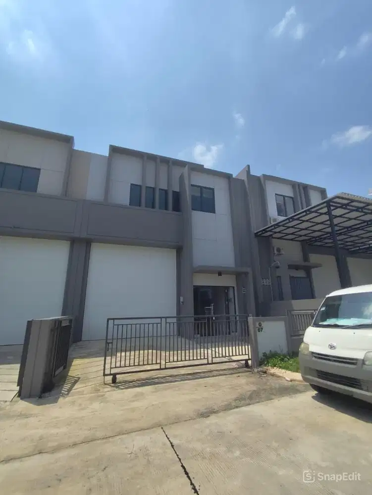 Gudang Luas dan siap pakai di Tman tekno BSD Serpong Tangerang selatan