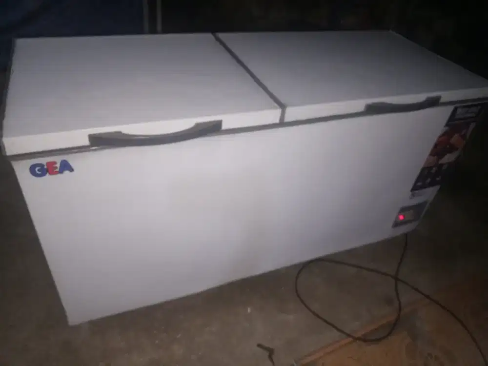 Feizzr box Gea 1200Liter barang normal