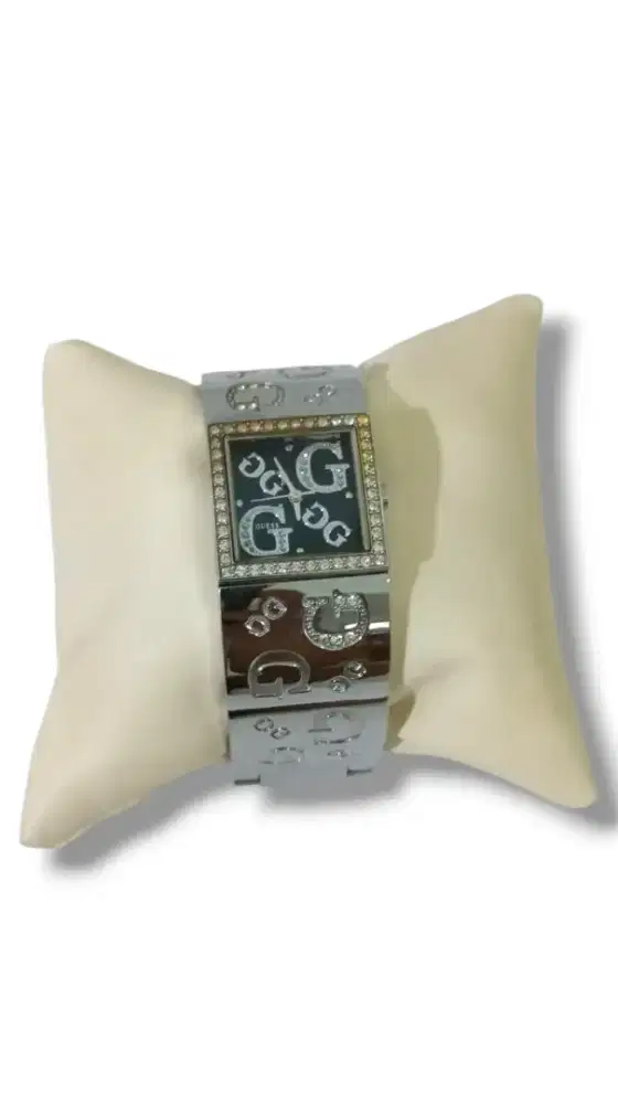 JAM TAANGAN MERK GUESS (ORIGINAL)