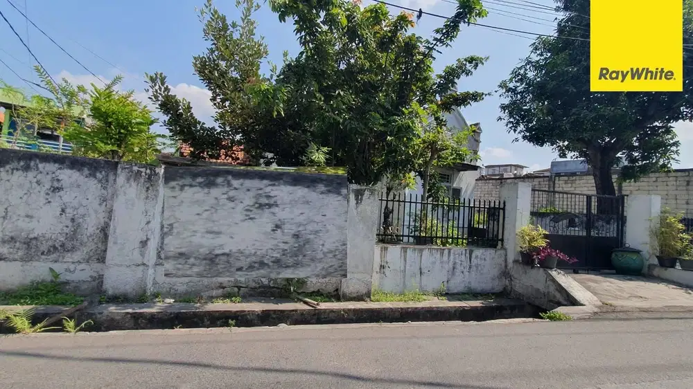 Dijual Rumah di Jalan Raya Pakis Surabaya