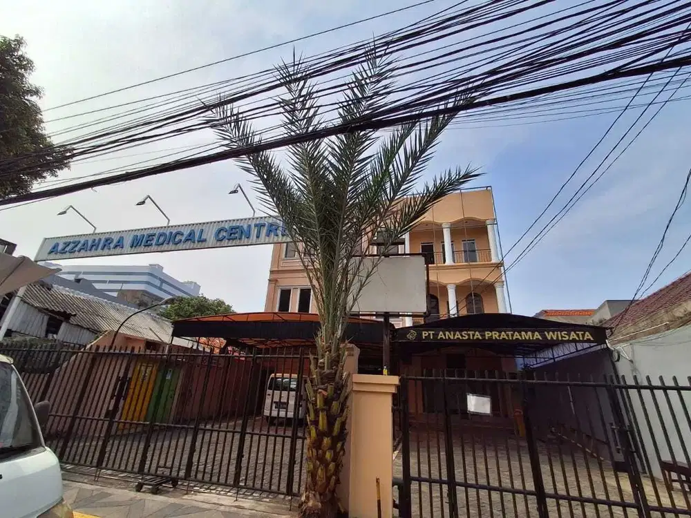 DIJUAL HOTEL  HARGA DIBAWAH NJOP COCOK UNTUK COMMERCIAL BUILDING