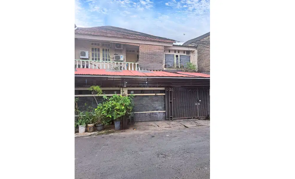 Rumah 2 Lt Palmerah Jakbar. Cocok Jadi Rumah Usaha