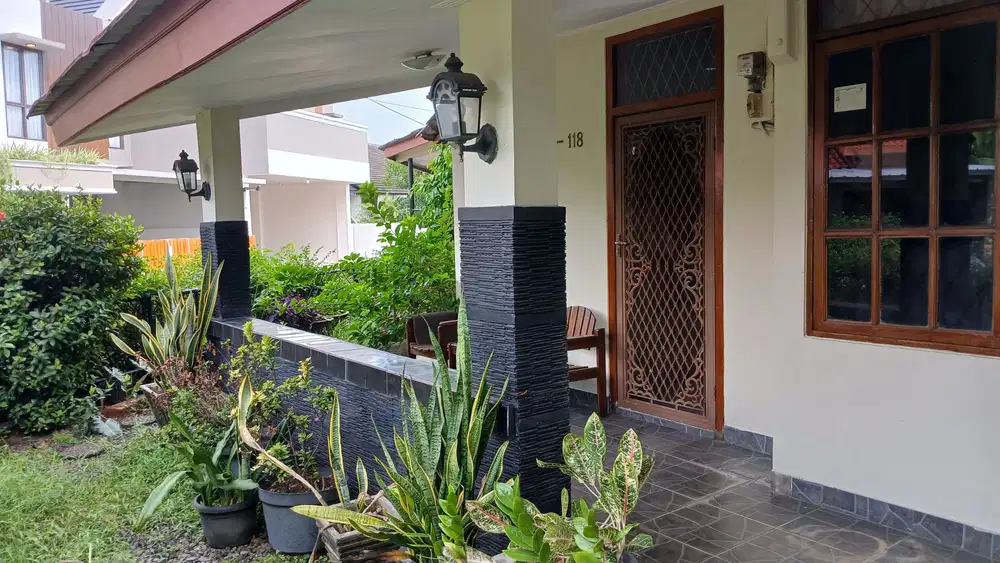 Rumah Cantik 2 lantai di Witana Harja dekat Universitas Pamulang Hook