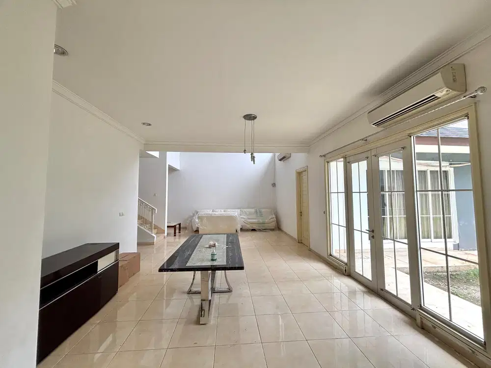 Disewakan Rumah Luas di Sutera Olivia – Lokasi Premium