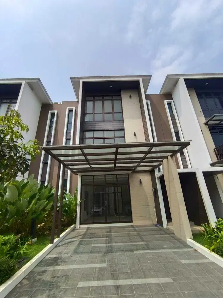 Rumah Mewah Semi Furnish Siap Huni Cluster Morizen Summarecon Bekas
