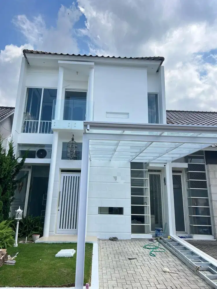 Rumah Lux Hadap Utara di Candraresmi Kota Baru Parahyangan