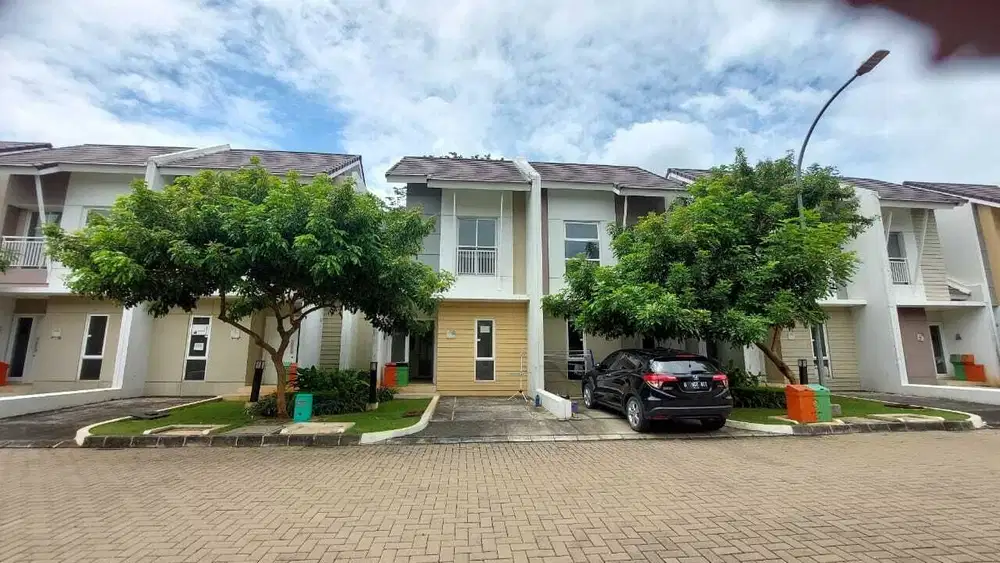 Rumah 2 Lantai Lingkungan Asri Di Summarecon Emerald Karawang