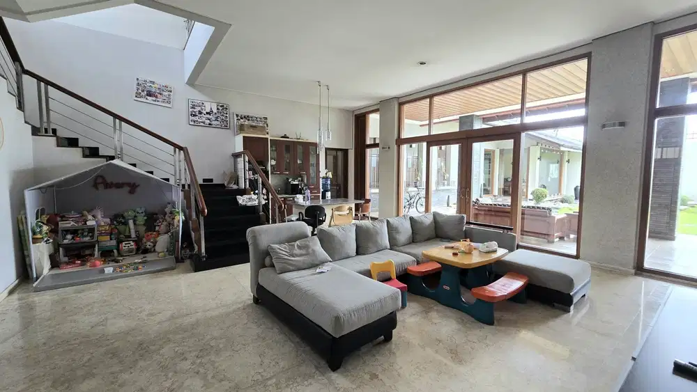 Jual Rumah Asri Padasaluyu Setiabudi Bandung Utara