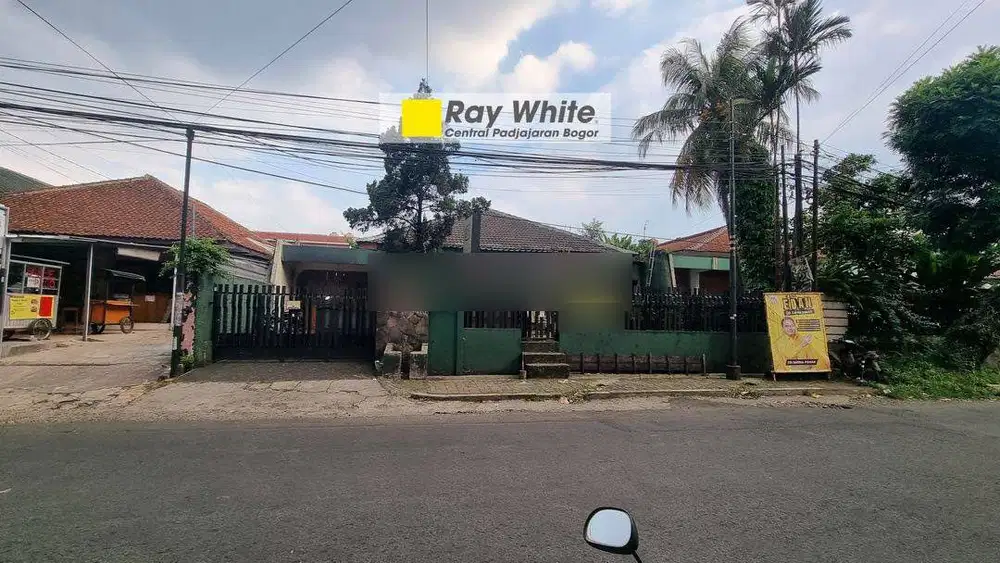 Rumah ruang usaha di Jl raya bogor baru kota bogor