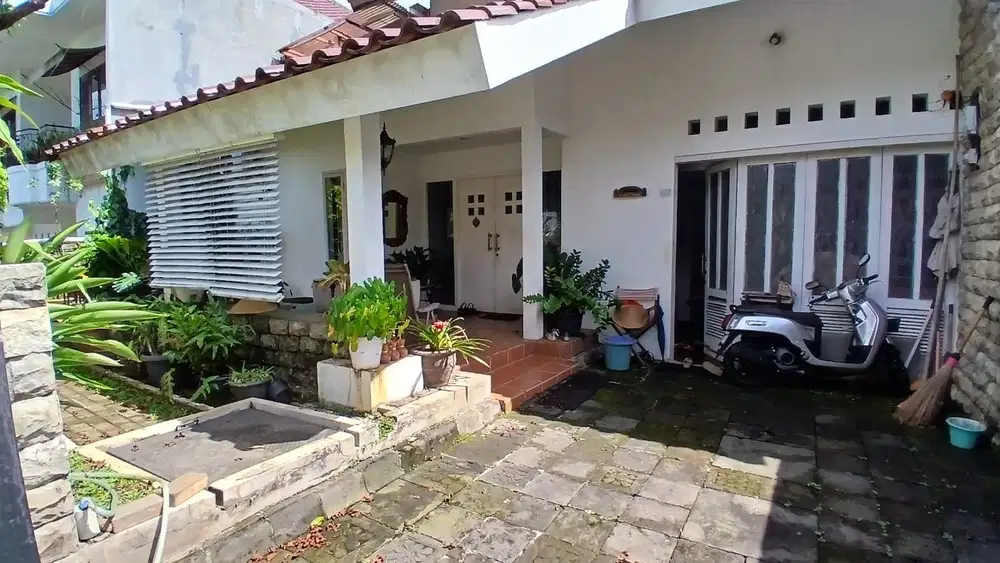RUMAH Homy DiJUAL MURAH & JARANG ADA di Puri Cinere