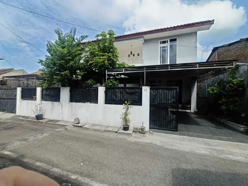 Dijual Rumah 2 Lantai Di Laweyan Bagus Siap Huni Tengah Kota Solo