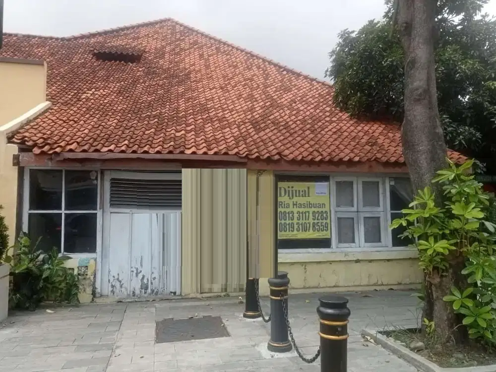 Dijual Rumah Hitung Tanah di Nol Jalan Rajawali Surabaya Pusat