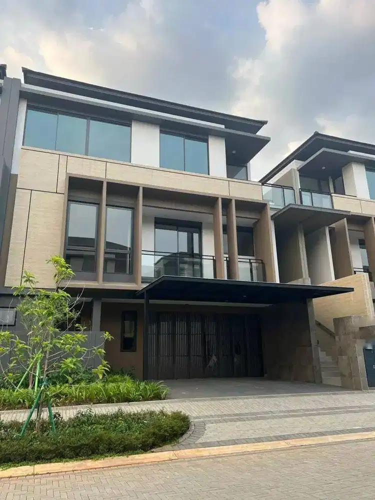 Rumah Mewah di The Zora BSD Dekat AEON Mall (Kode 671)