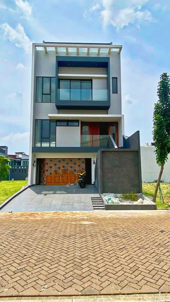 Rumah Bagus 4 Lantai Brand New  Full Furnished Kelapa Gading