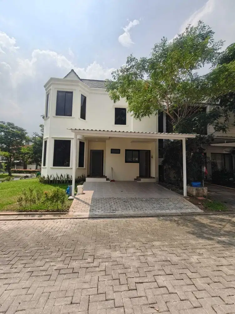 Di jual cepat rumah baru di eminent prestisgia BSD Tangerang