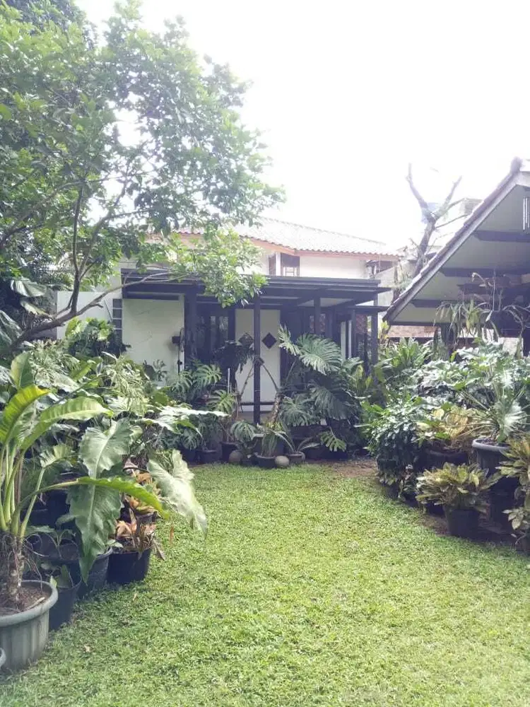 Rumah 1 lantai lokasi strategis di Lebak Bulus, Jakarta Selatan