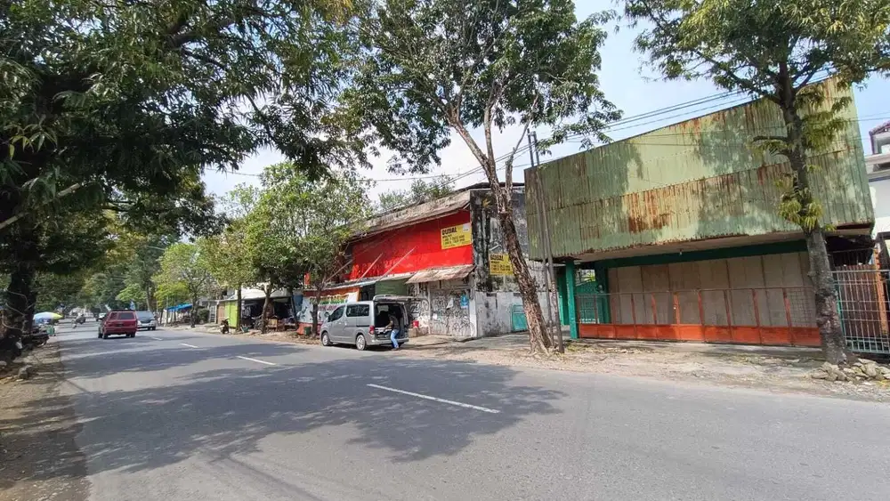 Dijual Tanah Bonus Bangunan Tengah Kota Purwodadi, Jl. Mt. Haryono