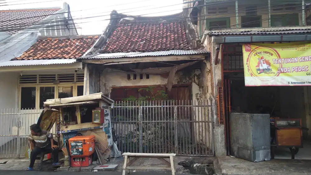 Jual rumah tua bisa komersil di Kemenangan, Glodok, Taman Sari