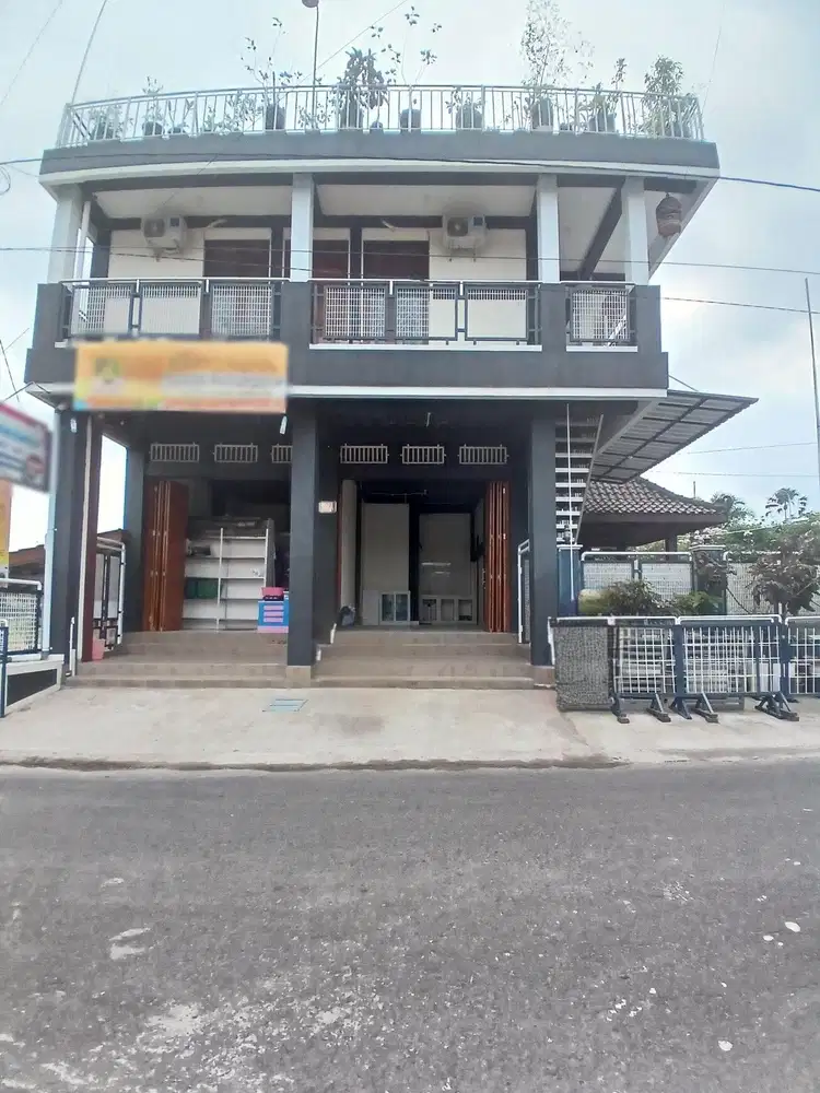 Ruko 2 lantai Di Kawasan Bisnis Jl. Palagan KM 8 Dekat UGM