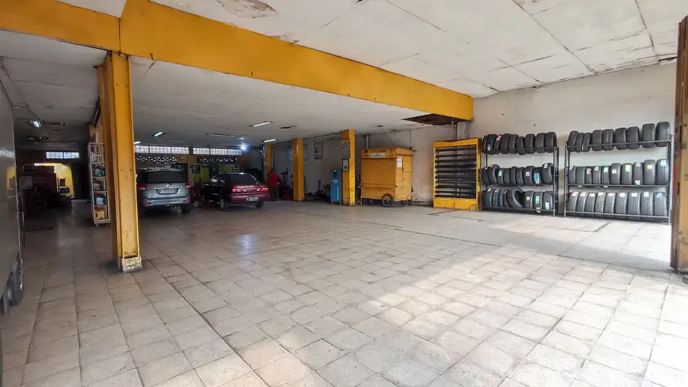 Ruang Usaha ±400 m² di Jalan Otista Raya cocok untuk bengkel/gudang
