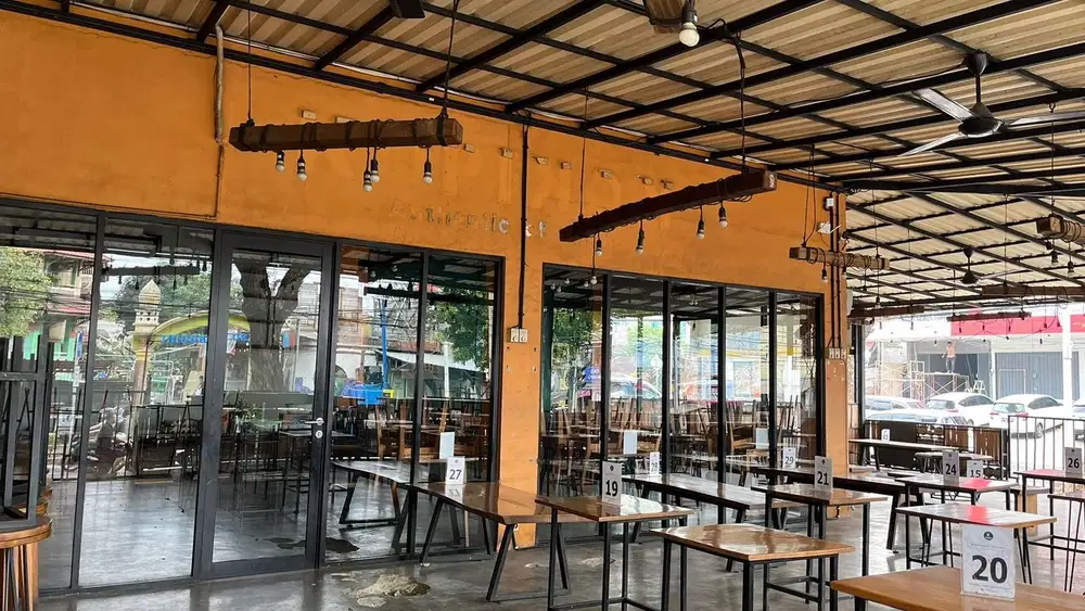 RUANG USAHA DI TEBET COCOK UNTUK CAFE, MINIMARKET ATAU RESTORAN